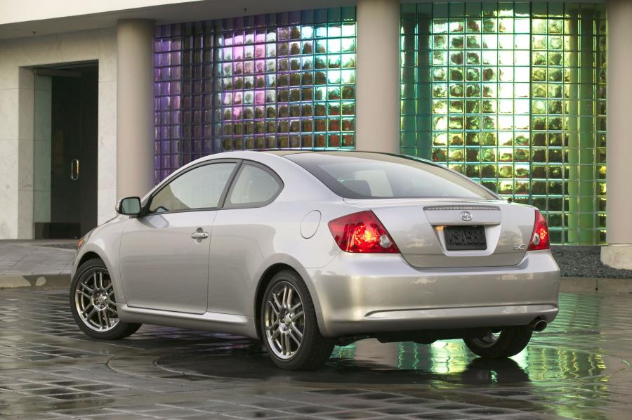  Scion tC 2005 года  (фото 43 из 130)